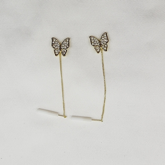 Butterfly Shaped Fashion Earrings - Picture 4 of 6